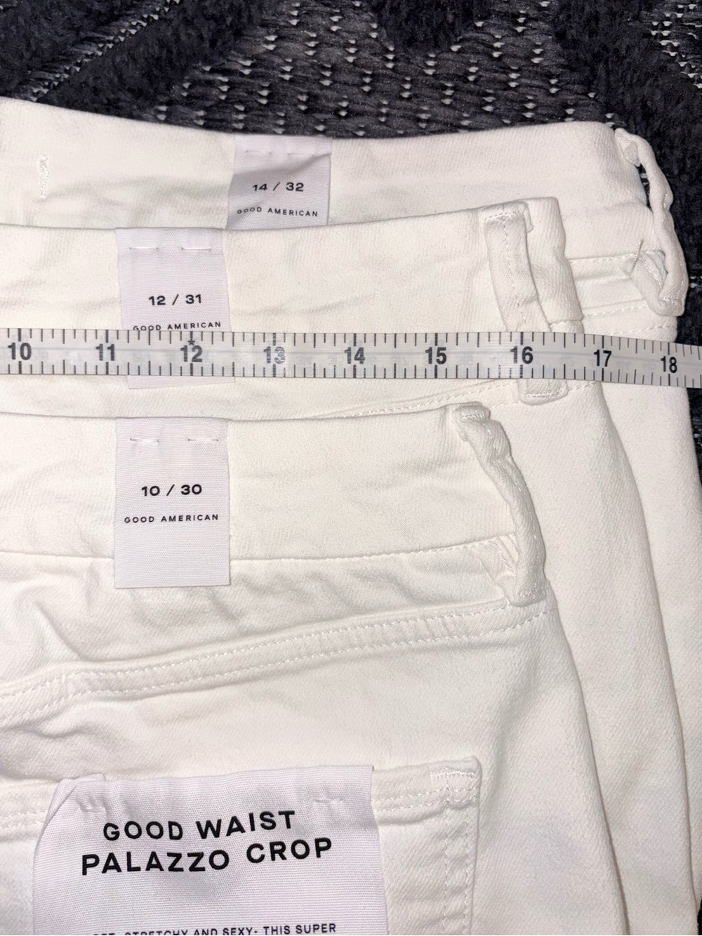 SALE 🎉 NWT Good American Good Waist Palazzo Raw Hem Crop Jeans in White - Picture 13 of 15